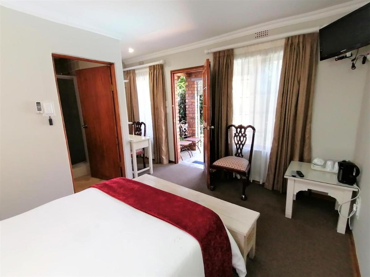 Van Dykshuis Guest House Хейдельберг Экстерьер фото