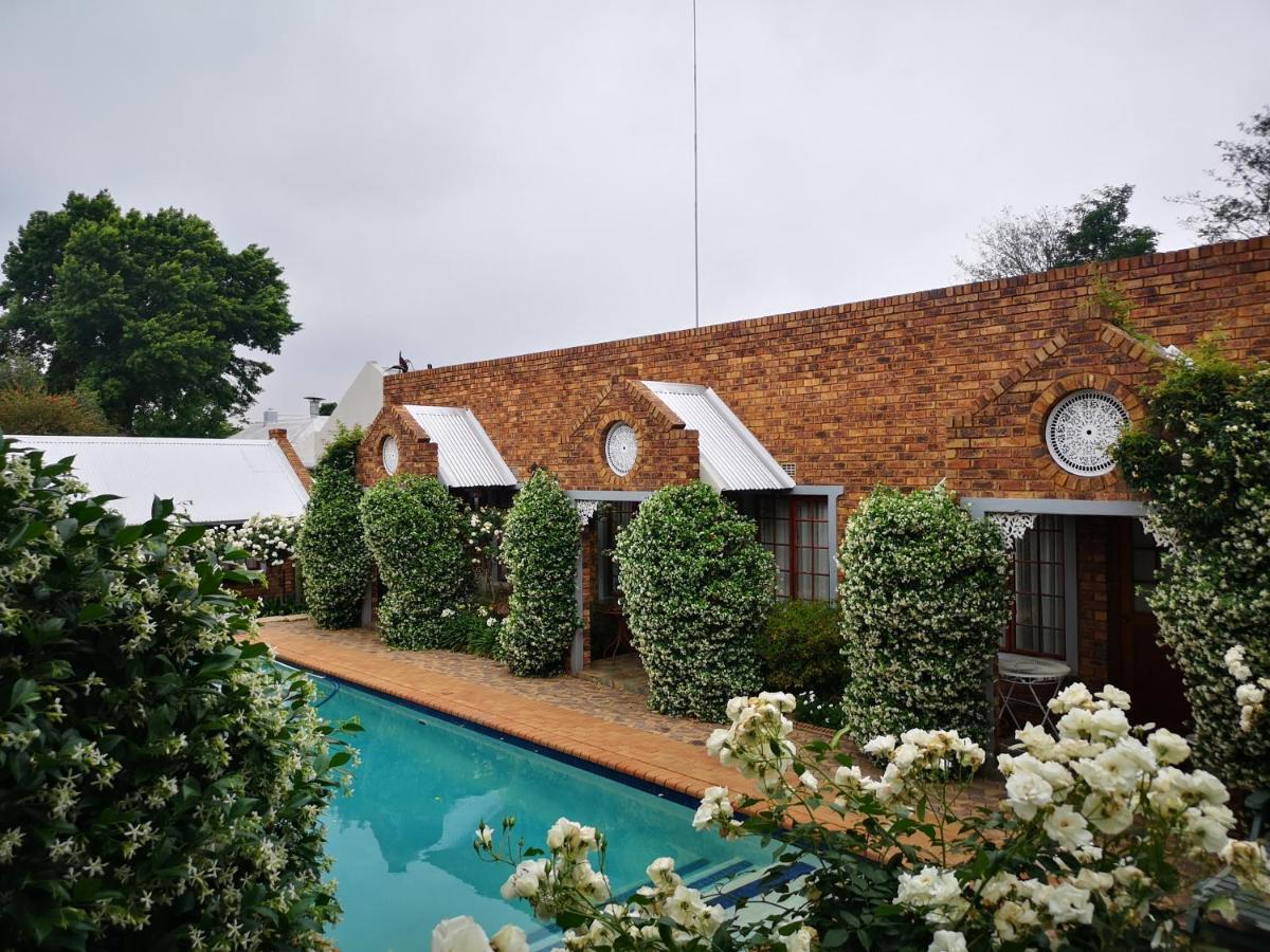 Van Dykshuis Guest House Хейдельберг Экстерьер фото