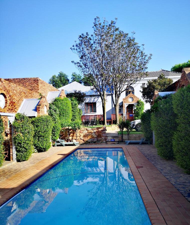 Van Dykshuis Guest House Хейдельберг Экстерьер фото