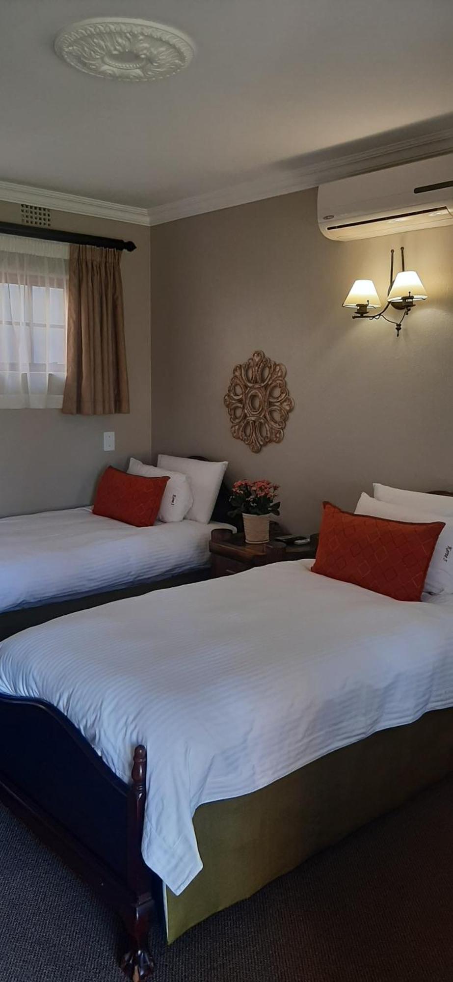 Van Dykshuis Guest House Хейдельберг Экстерьер фото