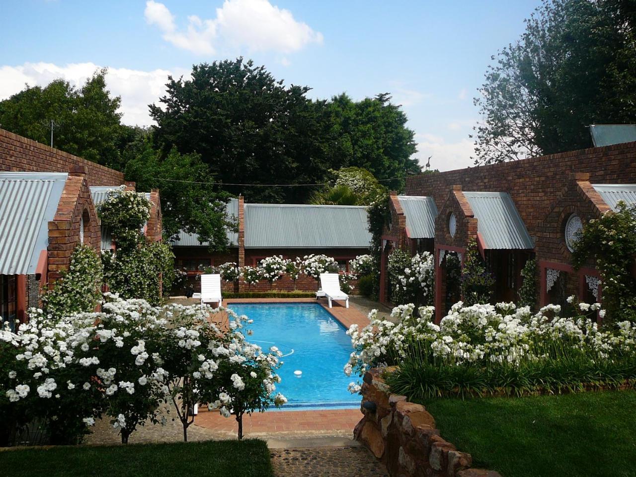 Van Dykshuis Guest House Хейдельберг Экстерьер фото